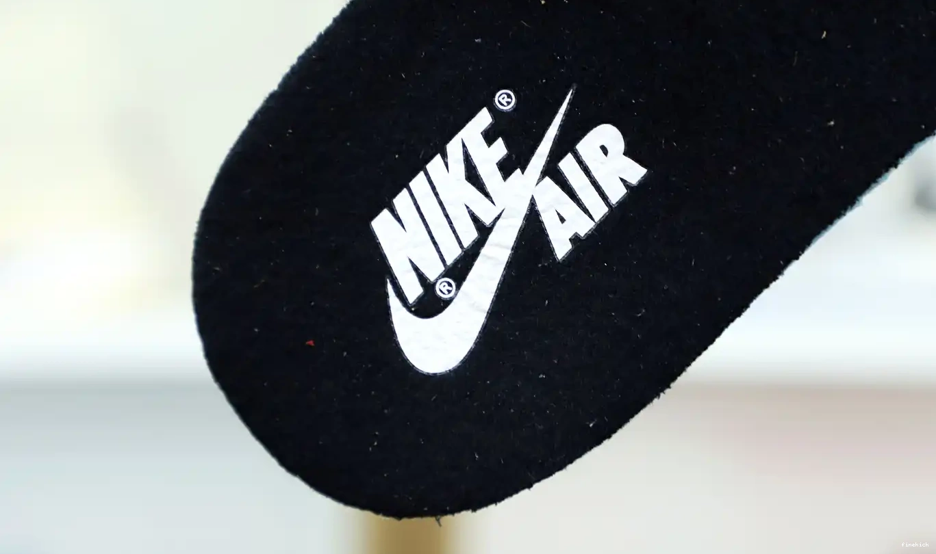 HOME' CHICAGO RETRO 'HOMAGE TO HIGH AIR JORDAN 1 OG NRG EXCLUSIVE 0601